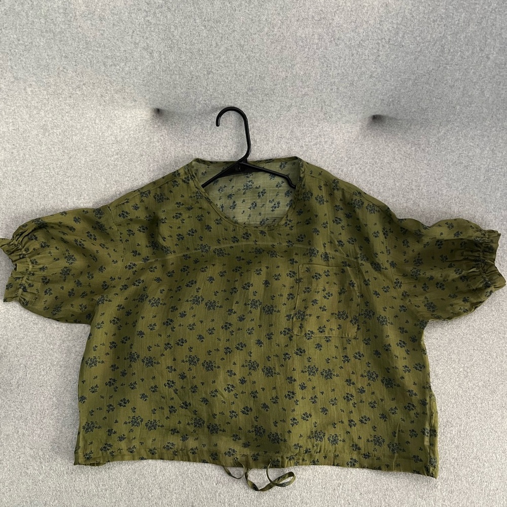 Women top